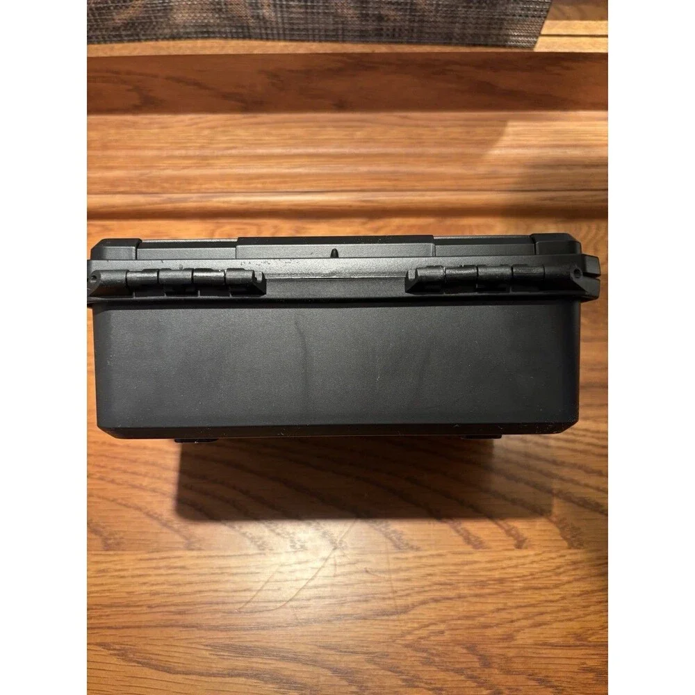 NIB -  JJC Professional JBC-15X135 Waterproof 35mm Film Case Canisters Holder